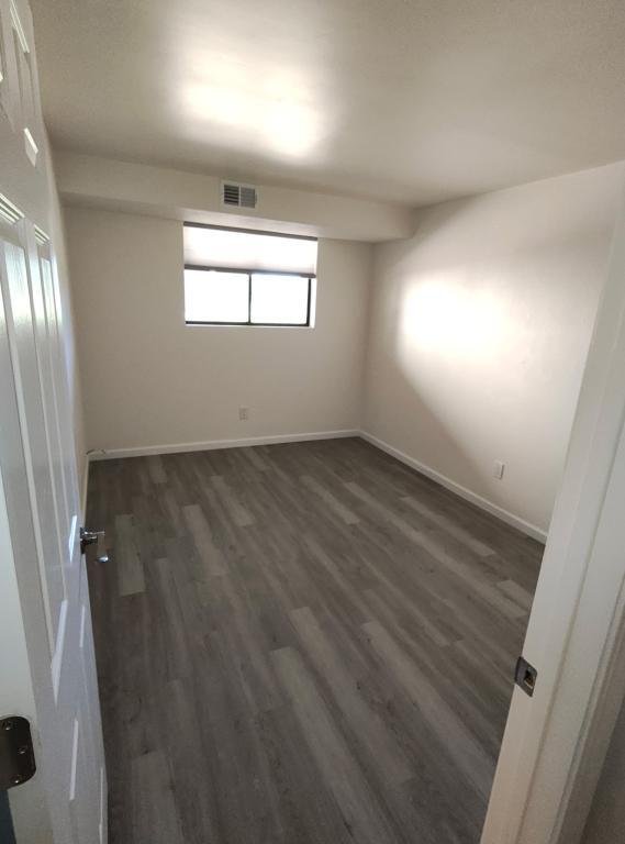 Building Photo - 3207 W Willow Knolls Dr