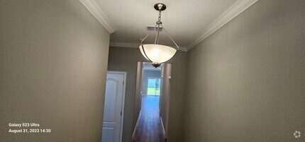 Building Photo - New 3/2/2.5 Home with Upgrades