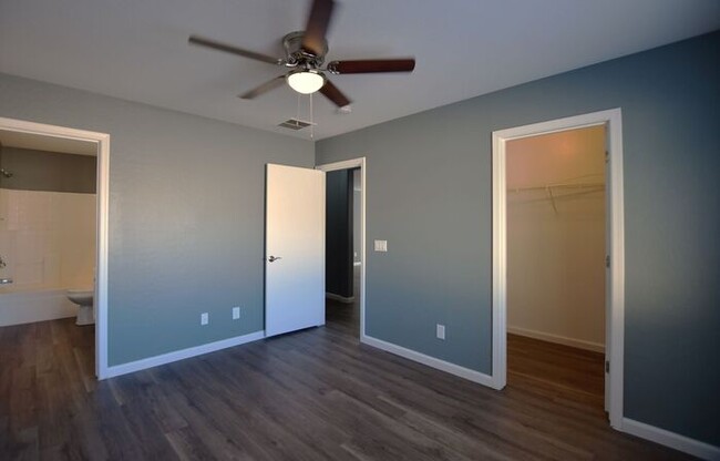 Building Photo - 2822 E Bagdad Rd