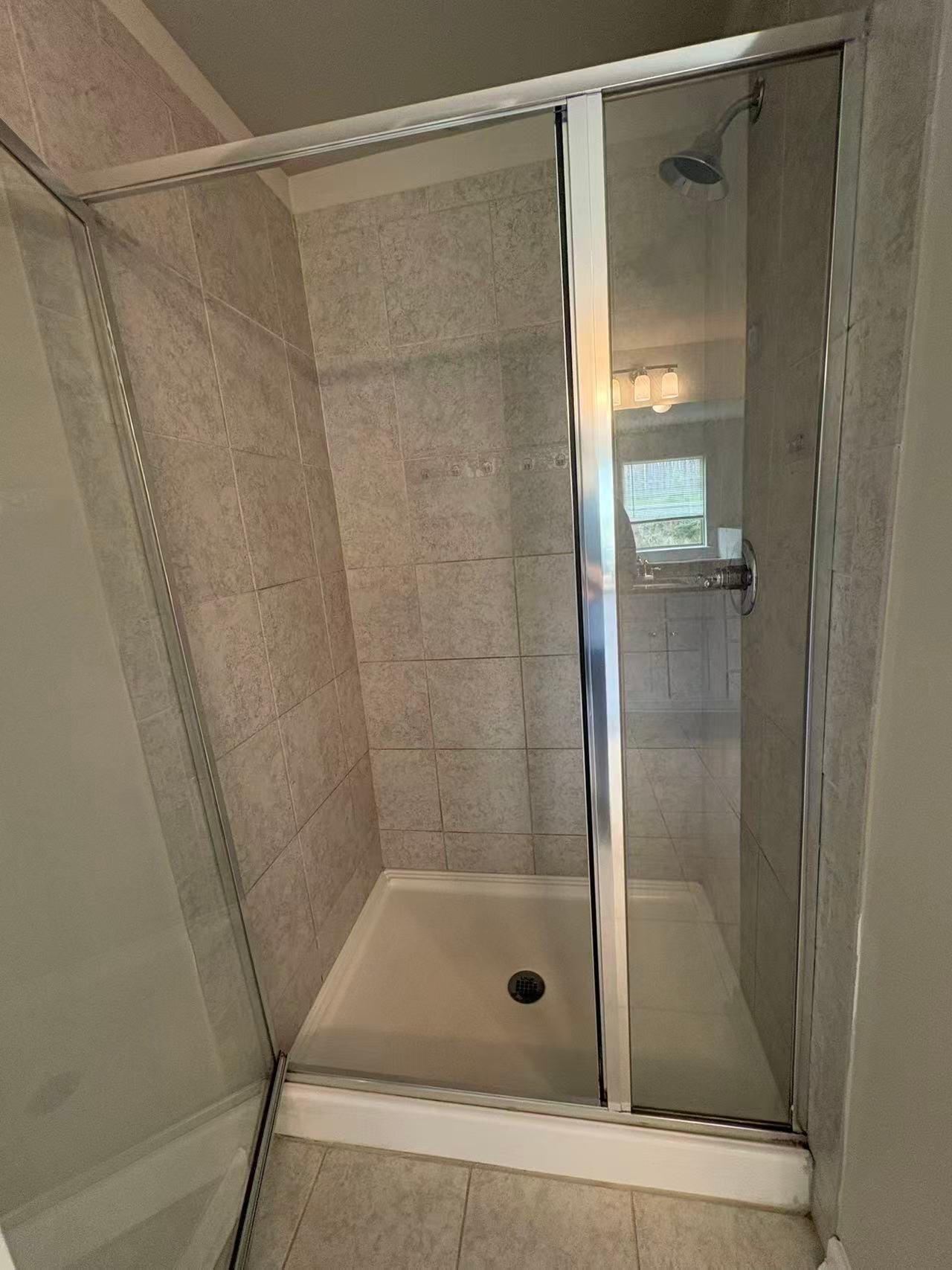 Building Photo - 2471 Hanover Woods Rd