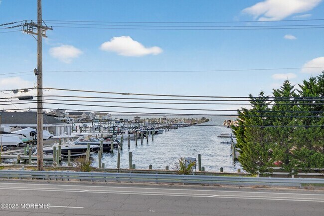 Building Photo - 3255 Goa Way