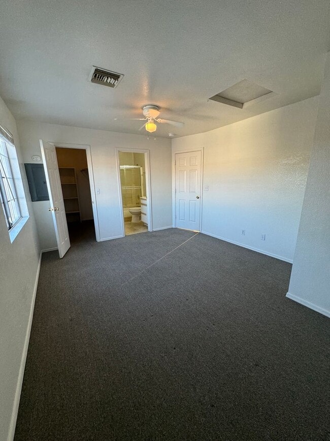 Building Photo - 1 bedroom 1 bath - Apartment Near Casinos with Attached Garage