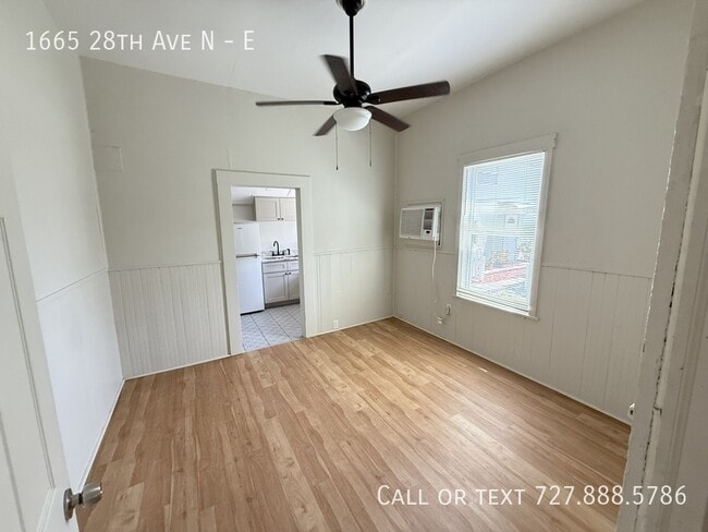 Building Photo - 1665 28th Ave N