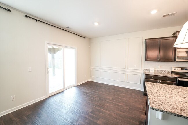 Building Photo - Coming Available!