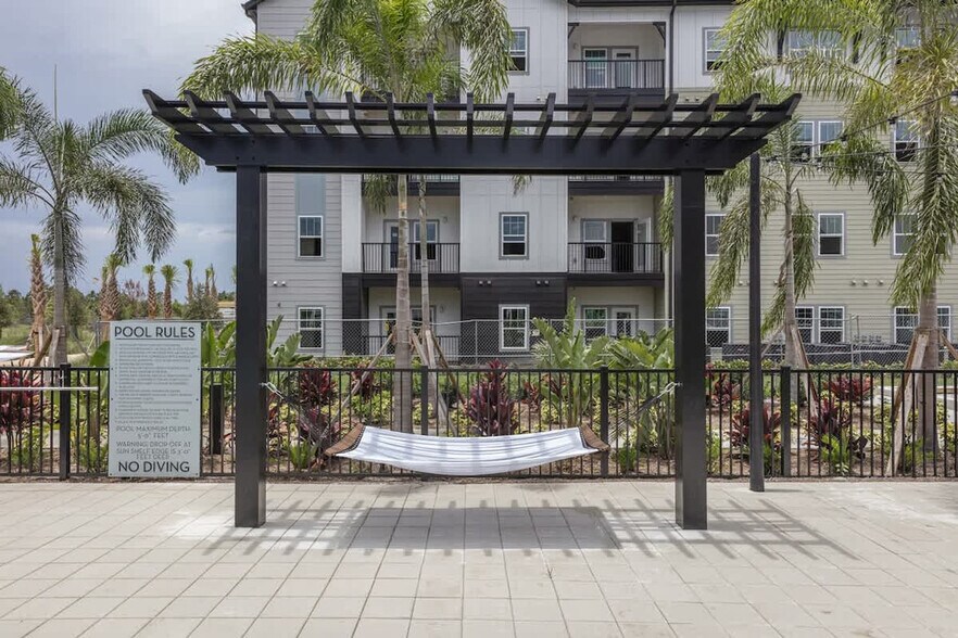 Building Photo - 14531 Star Water Rd