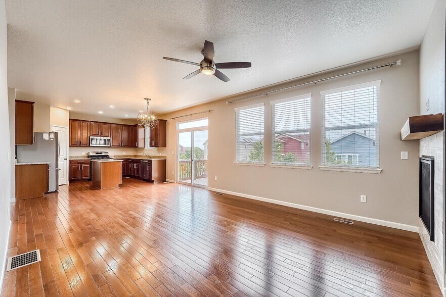 Building Photo - 17122 Melody Dr