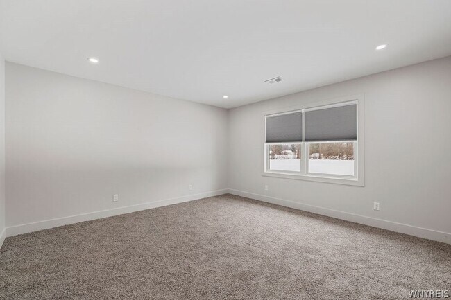 Building Photo - 855 Madison Ave