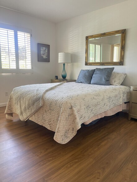 Luxury Adjustable Queen - 4495 Caminito Cuarzo
