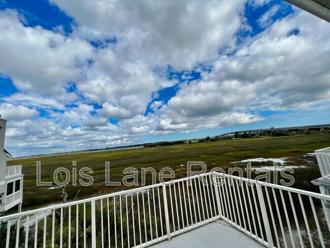 Building Photo - 2431 Stono Watch Dr