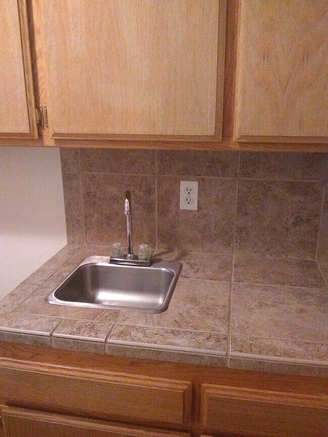 Building Photo - PRE-LEASE OPPORTUNITY – Downtown Living at Its Best