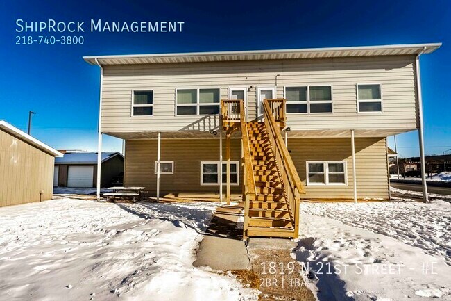 Primary Photo - 1819 N 21st St