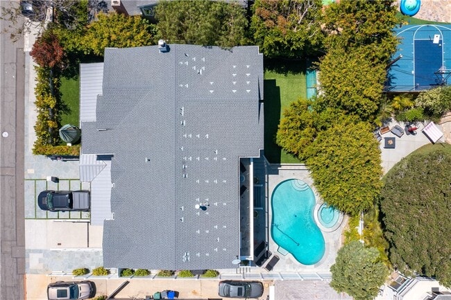 Building Photo - 3403 Laurel Ave