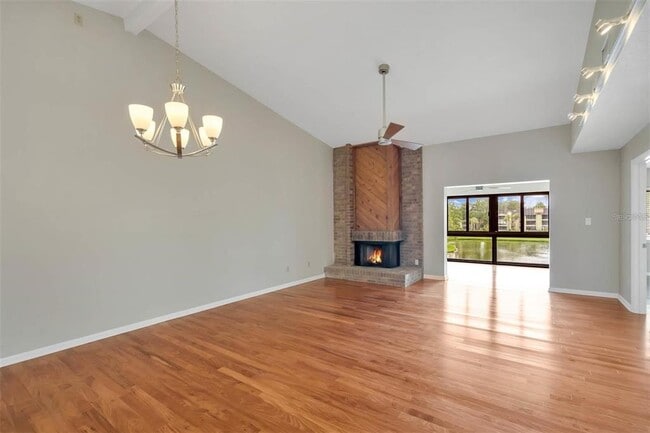 Building Photo - 15 Escondido Cir