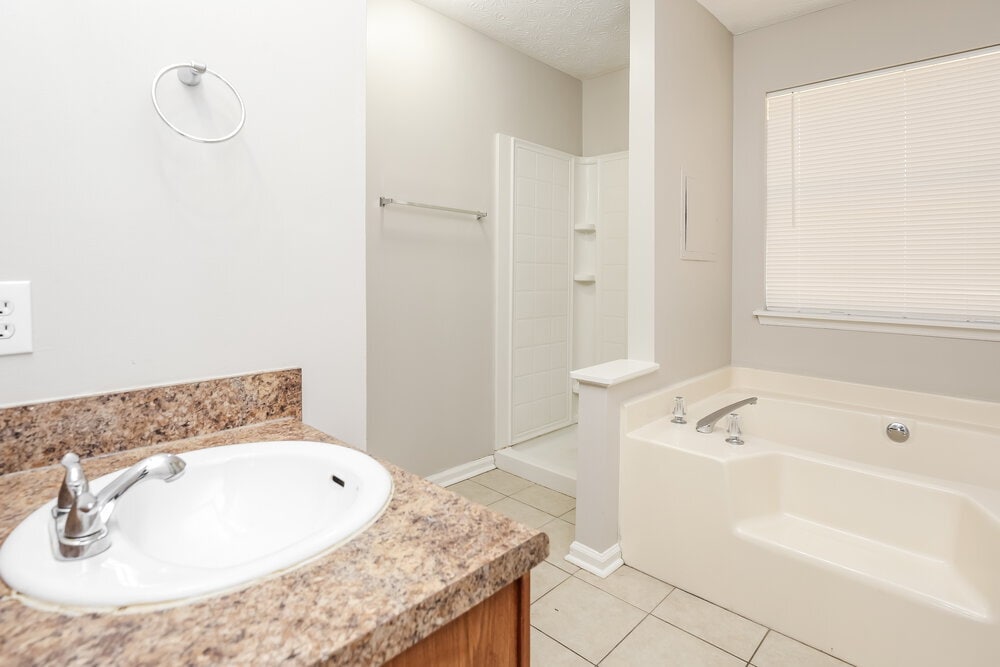 Building Photo - 2764 Wildflower Ln SW