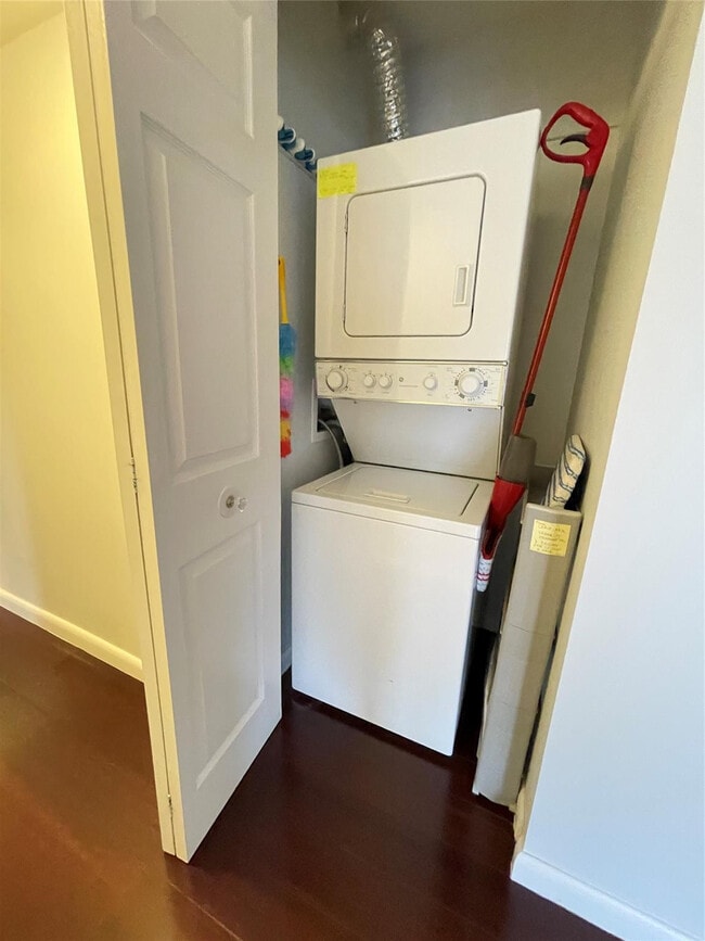 Building Photo - 1800 S Ocean Blvd