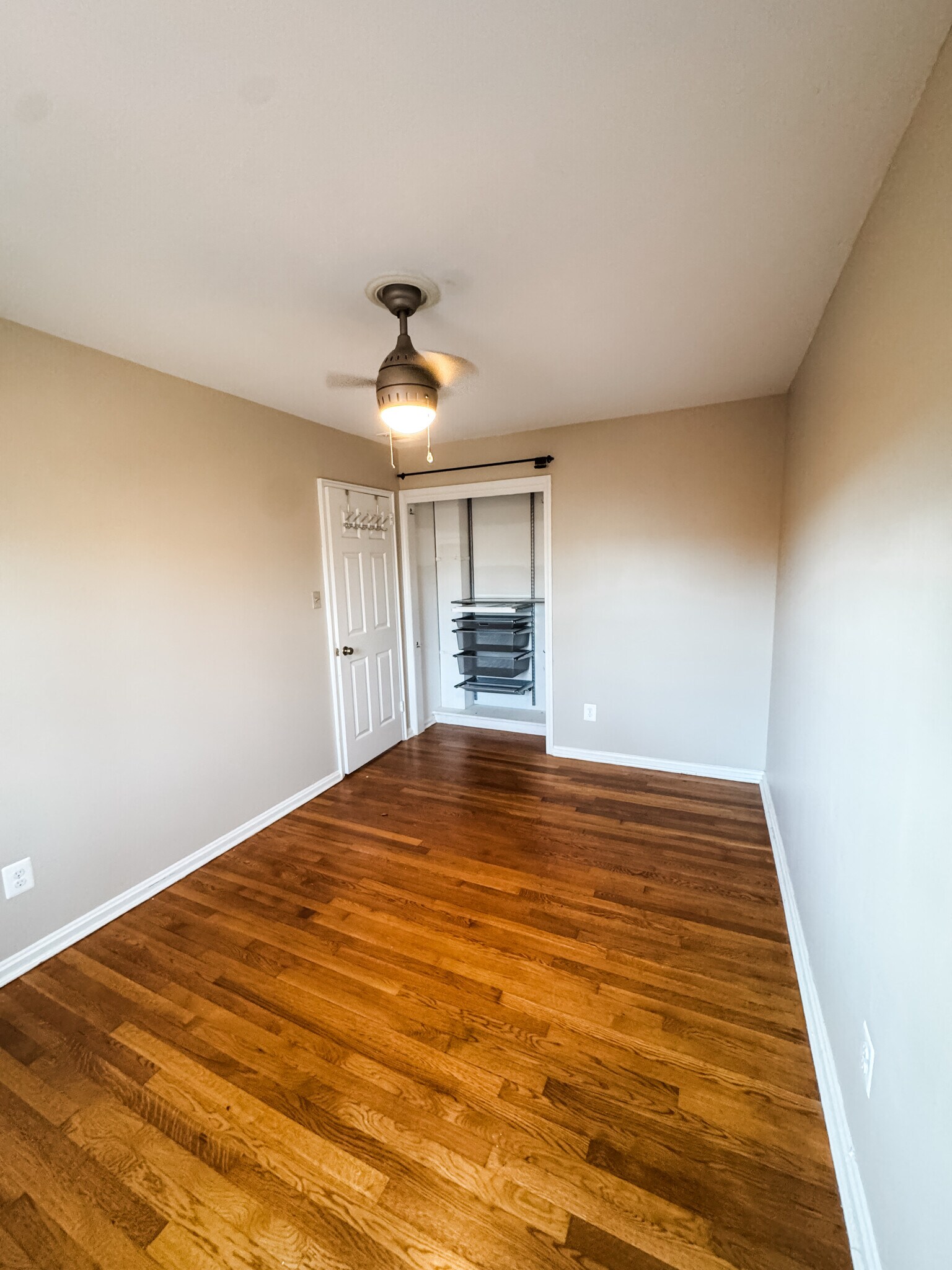 Building Photo - 2963 Sycamore St