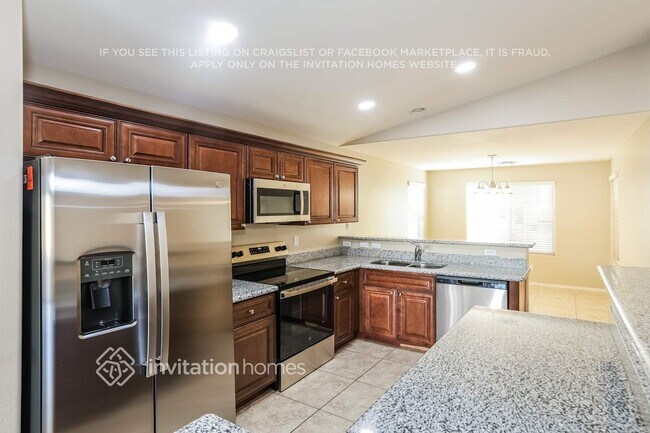 Building Photo - 1932 W Nancy Ln