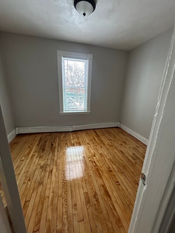 Building Photo - 835 Broadway