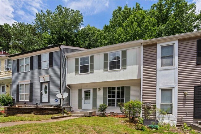 Building Photo - 2951 Aspen Woods Entry