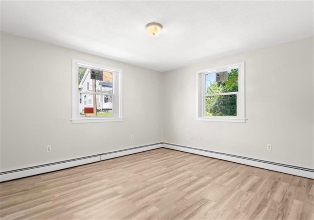 Building Photo - 80 Summit St