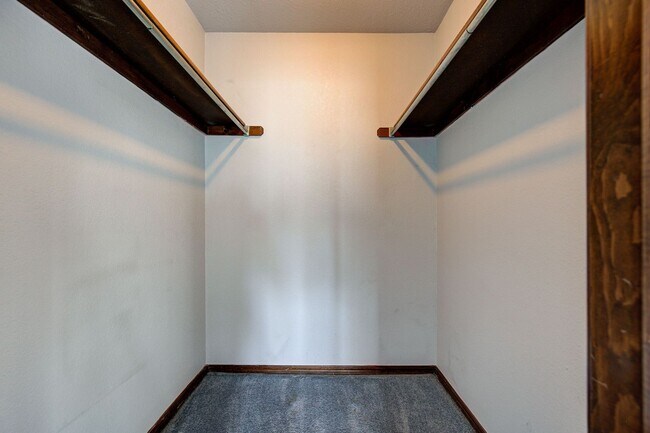 Building Photo - Cozy 2x1.5 Apartment in Oklahoma City loca...