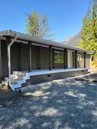 Building Photo - 63642 NE 194th Pl