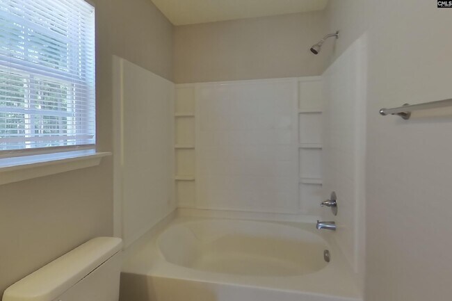Building Photo - 121 Rabon Springs Rd