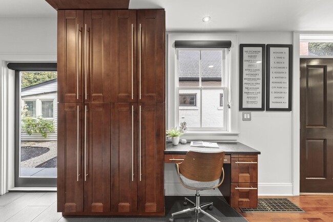 Building Photo - 610 City Park Ave