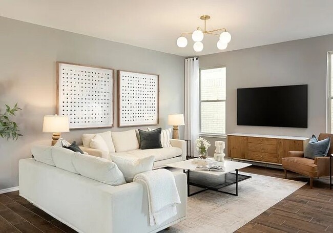 Building Photo - 313 Redonda Dr