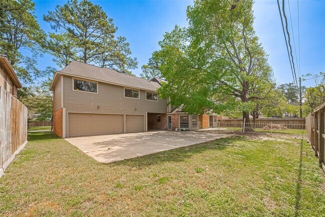 Building Photo - 18307 Champion Forest Dr