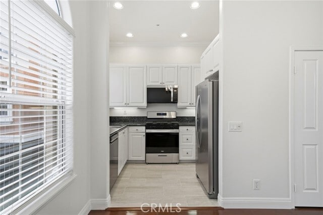 Building Photo - 9 Torrigiani Aisle