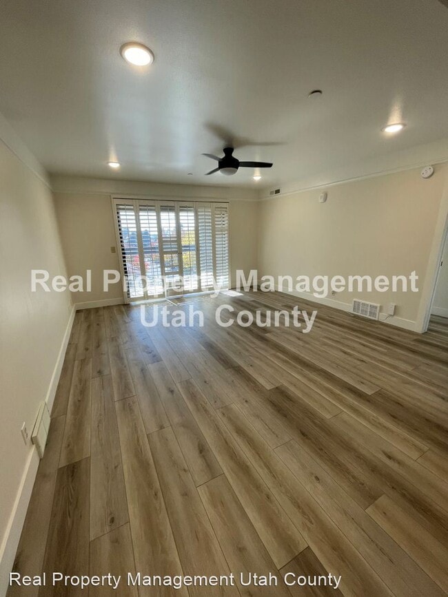 Building Photo - 2 br, 2 bath House - 2244 N. Canyon Rd. Ap...