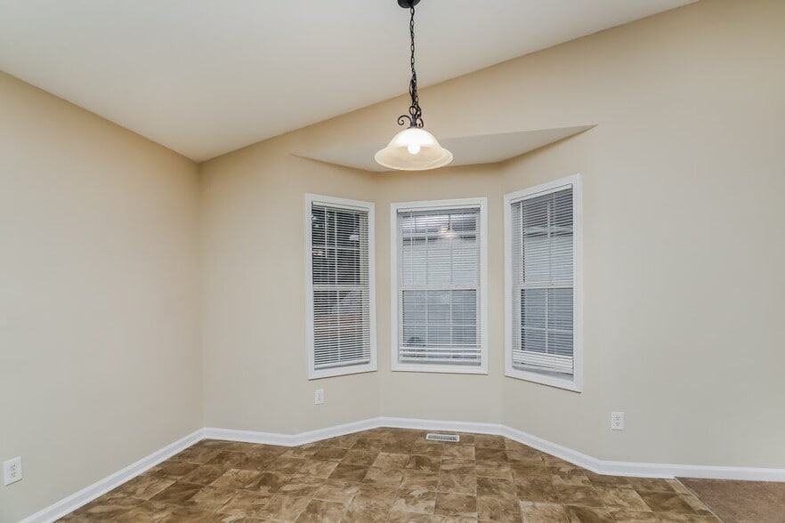 Building Photo - 312 Gun Range Rd