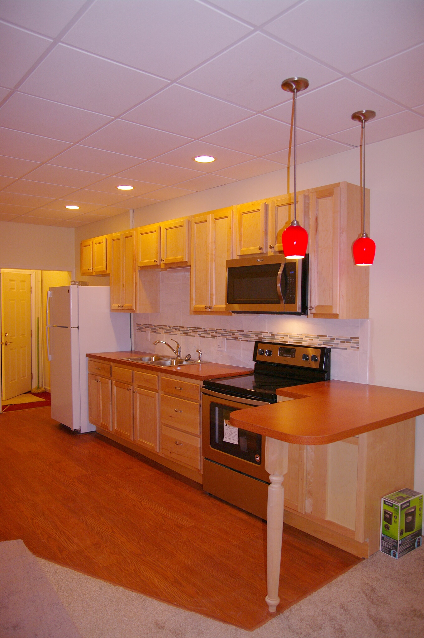 Building Photo - 682 Bennett St