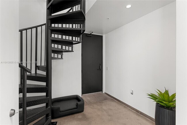 Building Photo - 1700 Meridian Ave