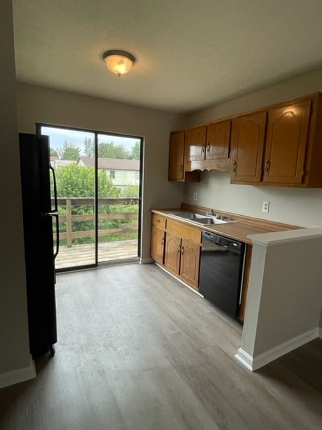 Building Photo - 2841 Frontier Ct
