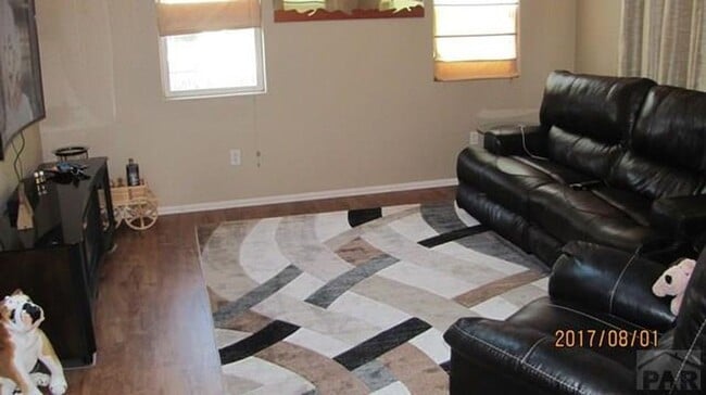 Building Photo - ALL PROSPECTIVE TENANTS MUST SUBMIT A $58 ...
