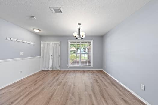 Building Photo - 4498 Parkwood Ln
