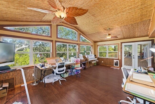 Building Photo - 120 Cedar Bend Rd