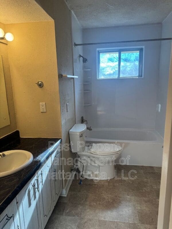 Building Photo - 3607 Whitehead Ave