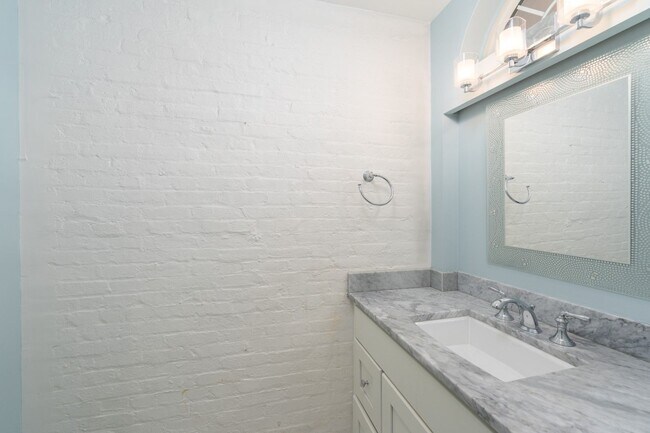 Building Photo - 3418 O'Donnell St