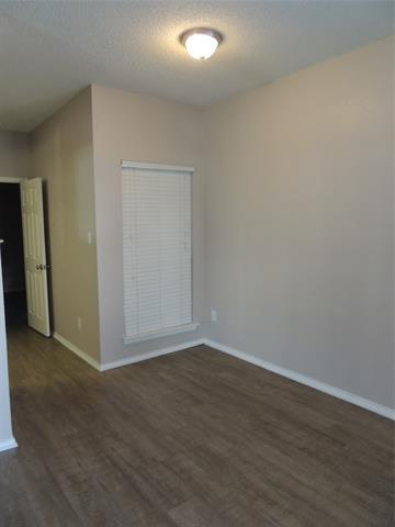 Building Photo - 3125 Sondra Dr