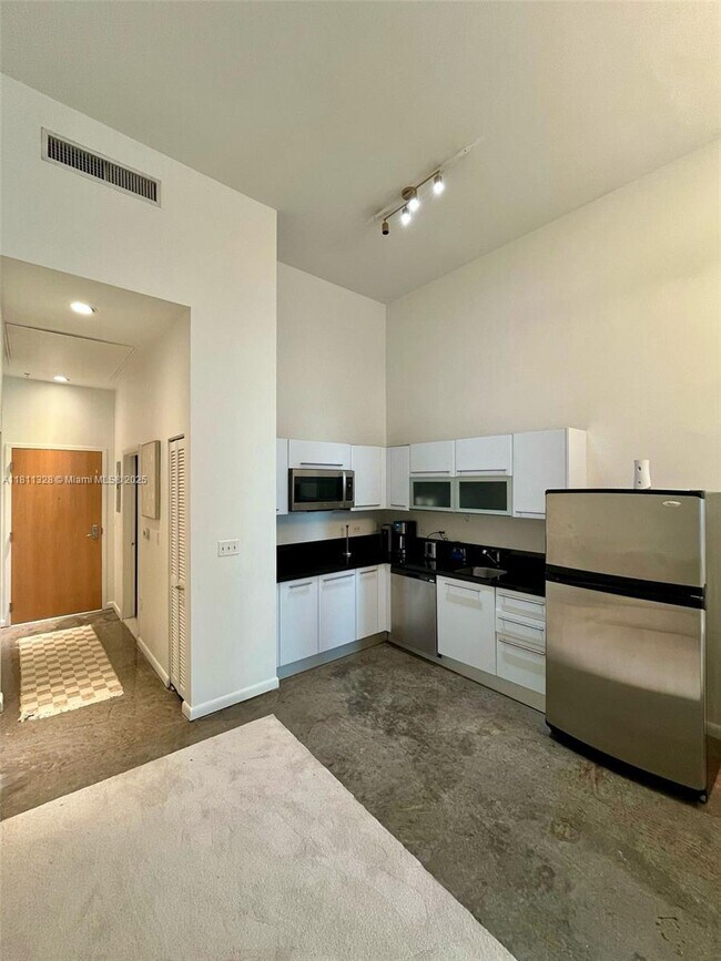 Building Photo - 244 Biscayne Blvd
