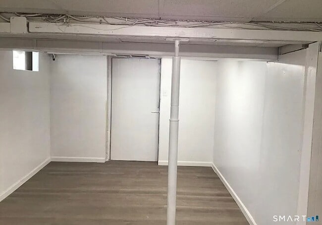 Building Photo - 122 Oberlin Rd