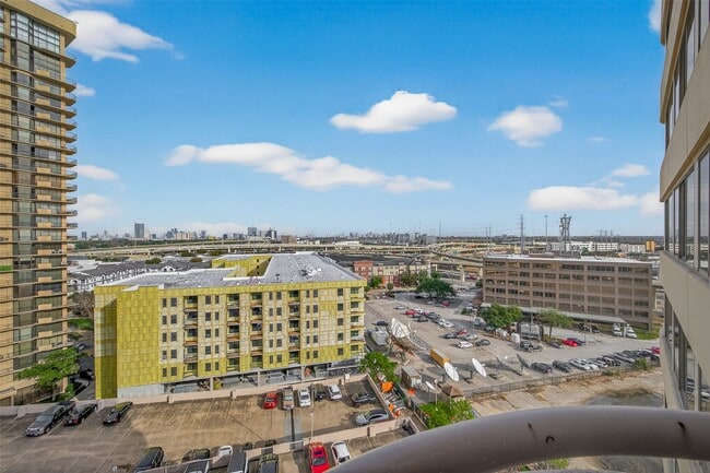 Building Photo - 3525 Sage Rd