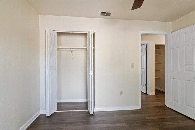 Building Photo - 2635 SW 35th Pl