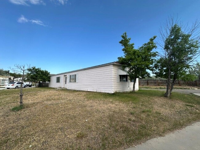 Building Photo - 1313 Sigma Dr