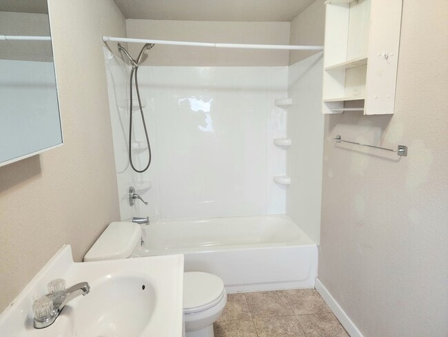 Building Photo - 1BD/1BA