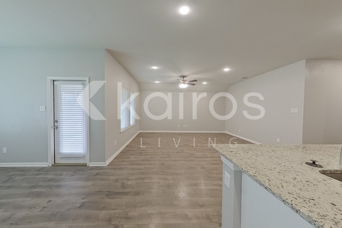 Building Photo - 104 Yardley Ct