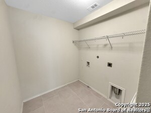 Building Photo - 122 Texas Lantana